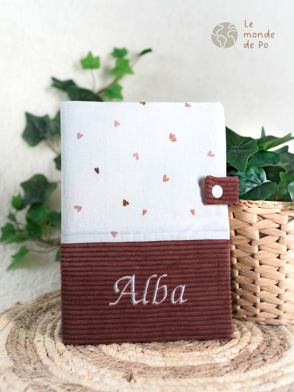 Housse carnet de santé coeurs multicolores