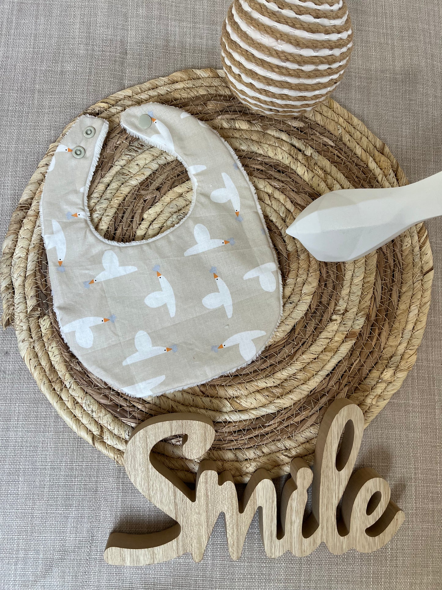 Bavoir oies volantes